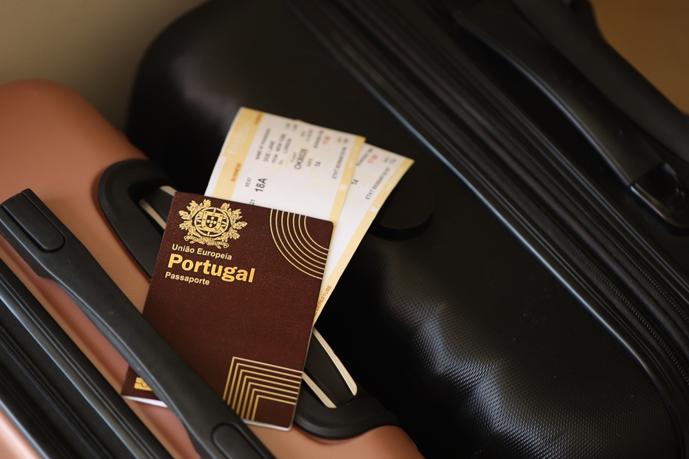 Retire in Portugal and travel to the EU with a Portuguese passport 
